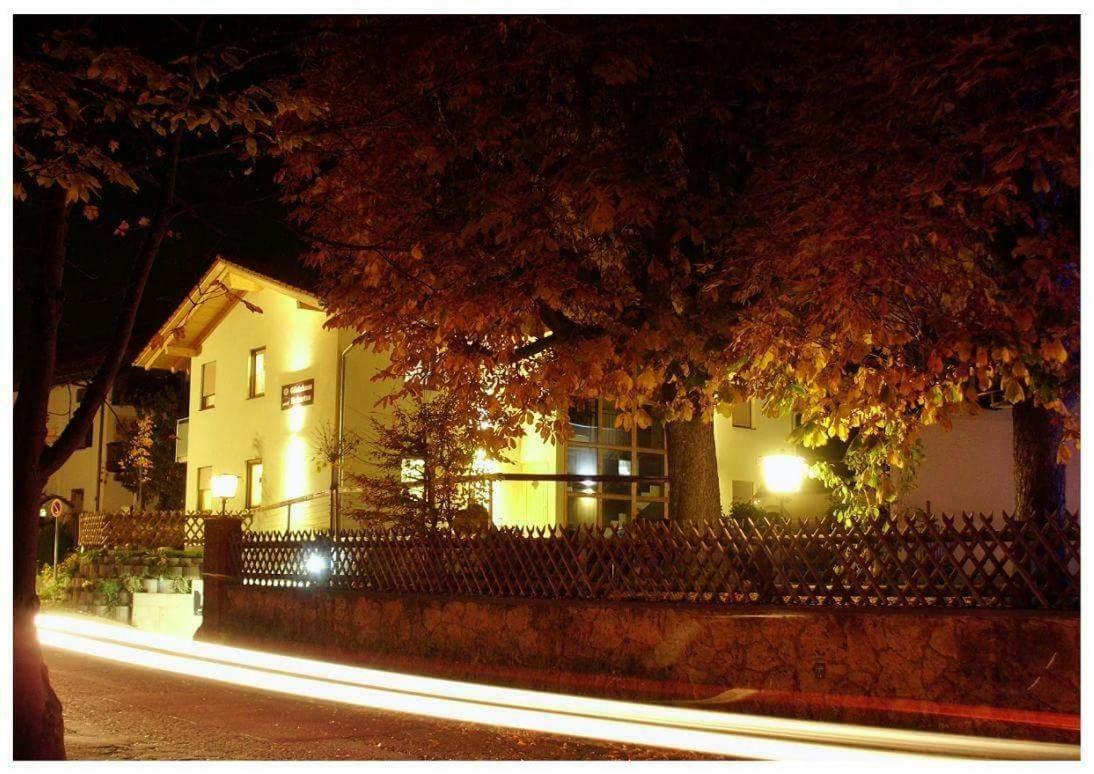 Gaestehaus Hubertus バート・アイブリング エクステリア 写真